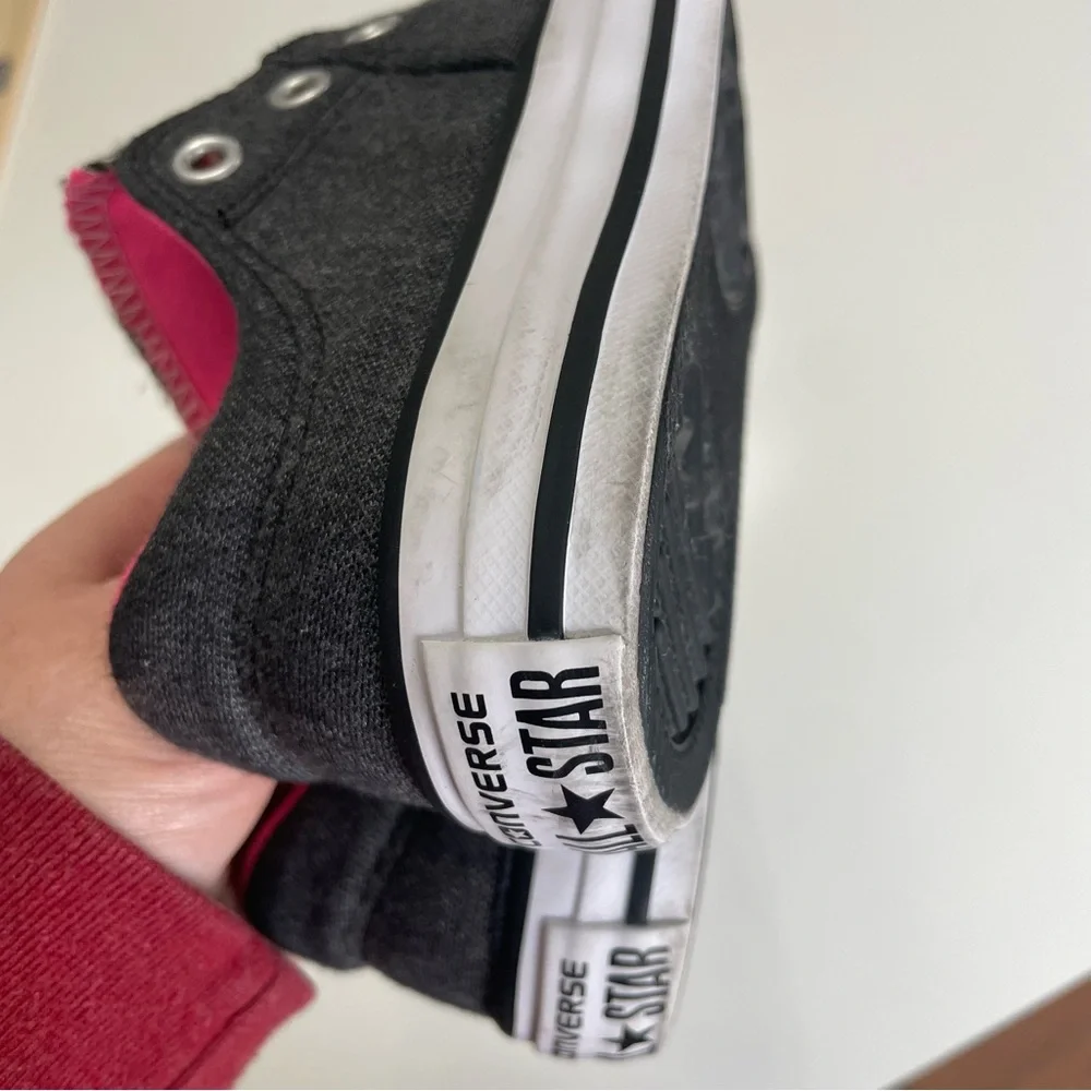 Converse Kids' Gray and Pink All Star Low Top Sneakers, size 2Y (see size note)